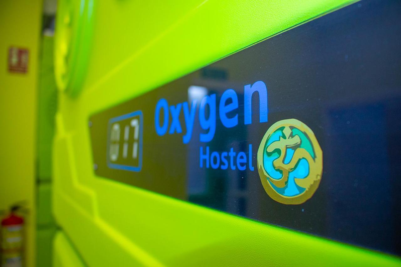 Oxygen Hostel Capsula Μαδρίτη Εξωτερικό φωτογραφία